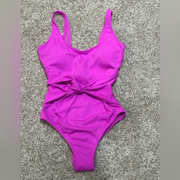 Fabletics One Piece Swimsuit Small - Picture 5 of 7